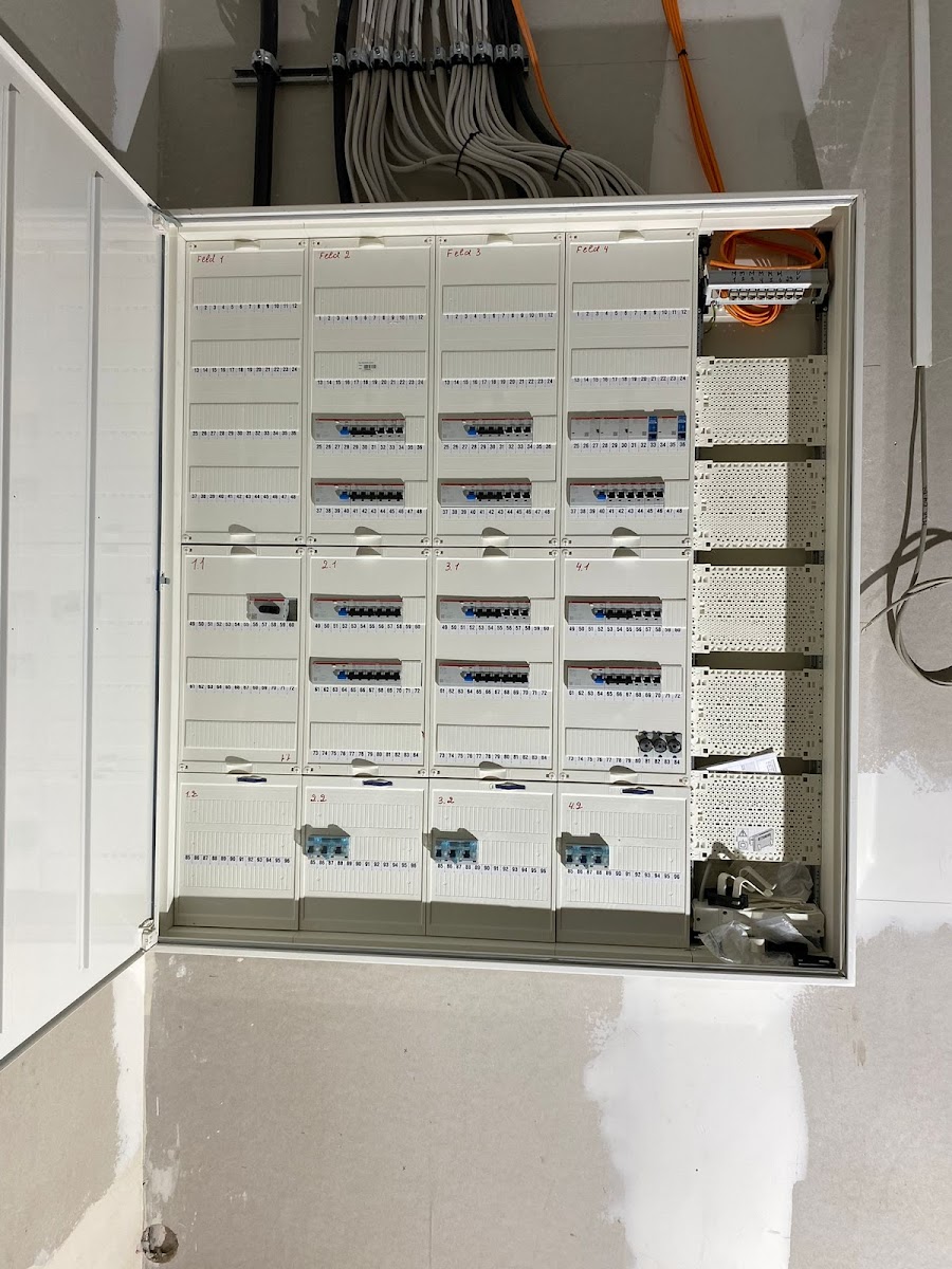 Elektrotechnik Schneider Inh. Sergej Schneider